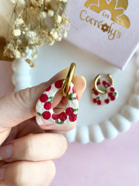 Pampilles AMBRE réversibles écru ou à rayures rose et blanc avec motifs cerises - boucles d’oreilles interchangeables