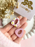 Pampilles AMBRE réversibles rose ou jaune avec motifs marguerites - boucles d’oreilles interchangeables