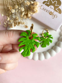 Pampilles SIA feuille de monstera effet marbré ou effet gouttelettes - boucles d’oreilles interchangeables