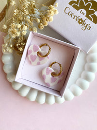 Pampilles INAYA motifs coeurs, beige ou corail intense - boucles d’oreilles interchangeables