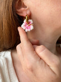 Pampilles PAULA hibiscus rose tropical ou blanc - boucles d’oreilles interchangeables