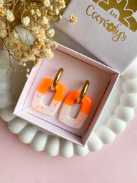 Pampilles ÉZIA orange fluo et blanc éclats rose orange fluo - boucles d’oreilles interchangeables