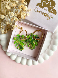 Pampilles SIA feuille de monstera effet marbré ou effet gouttelettes - boucles d’oreilles interchangeables