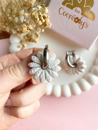 Pampilles APPOLINE blanche éclats doré ou argenté - boucles d’oreilles interchangeables