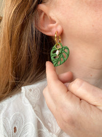 Pampilles ANAÉE feuille monstera - boucles d’oreilles interchangeable
