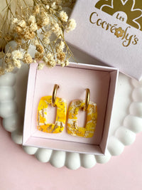 Pampilles ÉZIA marbré jaune, jaune soleil, blanc et doré - boucles d’oreilles interchangeables