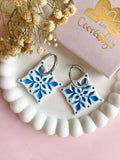 Pampilles JAYA mosaïque ondulé blanc bleu - boucles d’oreilles interchangeables