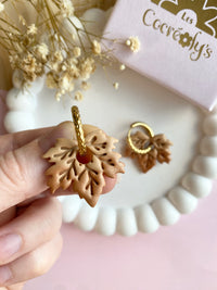 Pampilles CALISTA feuille d'érable couleur latte pointe nacrée cuivrée - boucles d’oreilles interchangeables
