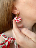 Pampilles INAYA réversibles beige avec motifs coeurs rouges - boucles d’oreilles interchangeables