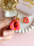 Pampilles AMBRE réversibles motifs rondelles de fruits, rose fluo ou vert fluo - boucles d’oreilles interchangeables