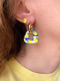Pampilles AMBRE réversibles écru ou à rayures bleu roi et blanc avec motifs citrons - boucles d’oreilles interchangeables