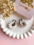 Pampilles APPOLINE blanche éclats doré ou argenté - boucles d’oreilles interchangeables