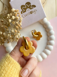 Pampilles FLORALIE abricot , doré ou blanche éclats doré - boucles d’oreilles interchangeables