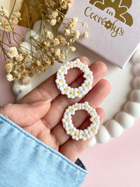 Pampilles ROSALIE blanche et jaune soleil - boucles d’oreilles interchangeables