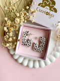Puces d’oreilles pendante MATHILDE réversibles, motif léopard