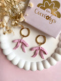 Pampilles BONNIE noeud effet ruban rose poudré - boucles d’oreilles interchangeables