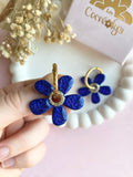 Pampilles NAÏA réversibles bleu, recto métallisé coeur pailleté et verso motifs à pois blancs - boucles d’oreilles interchangeables