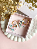 Pampilles INAYA motifs toucan hibiscus - boucles d’oreilles interchangeables