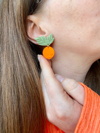 Puces d’oreilles Orange