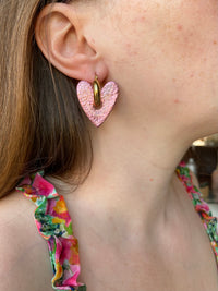Pampilles ASTRID réversibles rose pâle, recto métallisé et verso motifs coeurs blancs - boucles d’oreilles interchangeables