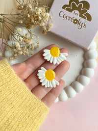 Puces d’oreilles MAUD blanche marguerite