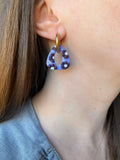 Pampilles AMBRE réversibles bleu lavande avec motifs fleurs prunes - boucles d’oreilles interchangeables