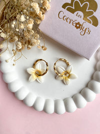 Pampilles TIARÉ vert tropical ou blanche coeur jaune - boucles d’oreilles interchangeables