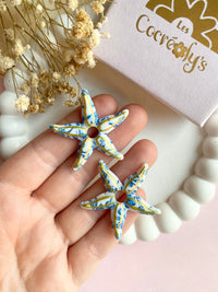 Pampilles STELLA étoile de mer blanche motifs fleuris bleu doré - boucles d’oreilles interchangeables