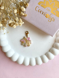 Charm's JEANINE coquillage aux jolis tons pastels et pointe de dorée - charm's interchangeables
