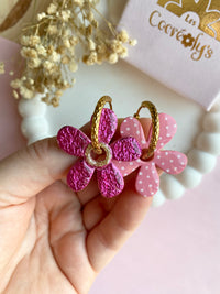 Pampilles NAÏA réversibles rose intense, recto métallisé coeur pailleté et verso motifs à pois blancs - boucles d’oreilles interchangeables