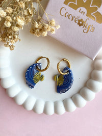 Pampilles MAÏNA éventail bleu strié - boucles d’oreilles interchangeables