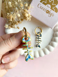 Pampilles ARÊTE de POISSON motifs fleuris bleu doré - boucles d’oreilles interchangeables