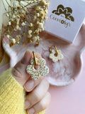 Pampilles FLORALIE abricot , doré ou blanche éclats doré - boucles d’oreilles interchangeables
