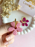 Pampilles NAÏA réversibles rose intense, recto métallisé coeur pailleté et verso motifs à pois blancs - boucles d’oreilles interchangeables