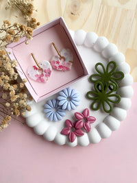 BOX SOUFFLE DE PRINTEMPS, Une box fleurie de 4 paires de Pampilles interchangeables