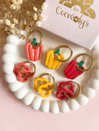 Pampilles SERENA poivron couleur corail, jaune ou rouge - boucles d’oreilles interchangeables