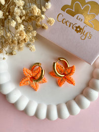 Pampilles DAPHNÉ étoile de mer réversibles couleur orange fluo et doré - boucles d’oreilles interchangeables