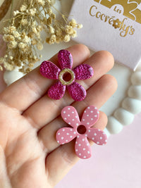 Pampilles NAÏA réversibles rose intense, recto métallisé coeur pailleté et verso motifs à pois blancs - boucles d’oreilles interchangeables