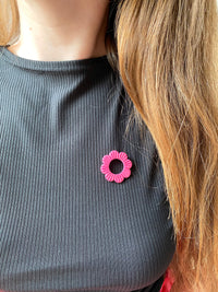 Pin's à lunettes - fleur rose tropical