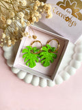 Pampilles SIA feuille de monstera effet marbré ou effet gouttelettes - boucles d’oreilles interchangeables