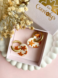 Pampilles INAYA beige effet sable chaud motifs étoiles de mer terracotta nacré - boucles d’oreilles interchangeables