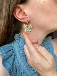 Pampilles PACO crabe motifs fleuris bleu doré + pampilles perle d'eau douce - boucles d’oreilles interchangeables